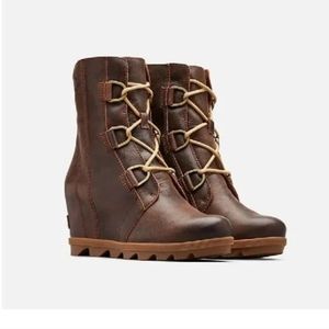 NIB Women's Sorel Joan Of Arctic Wedge II 1877071-282 Burro size 6.5